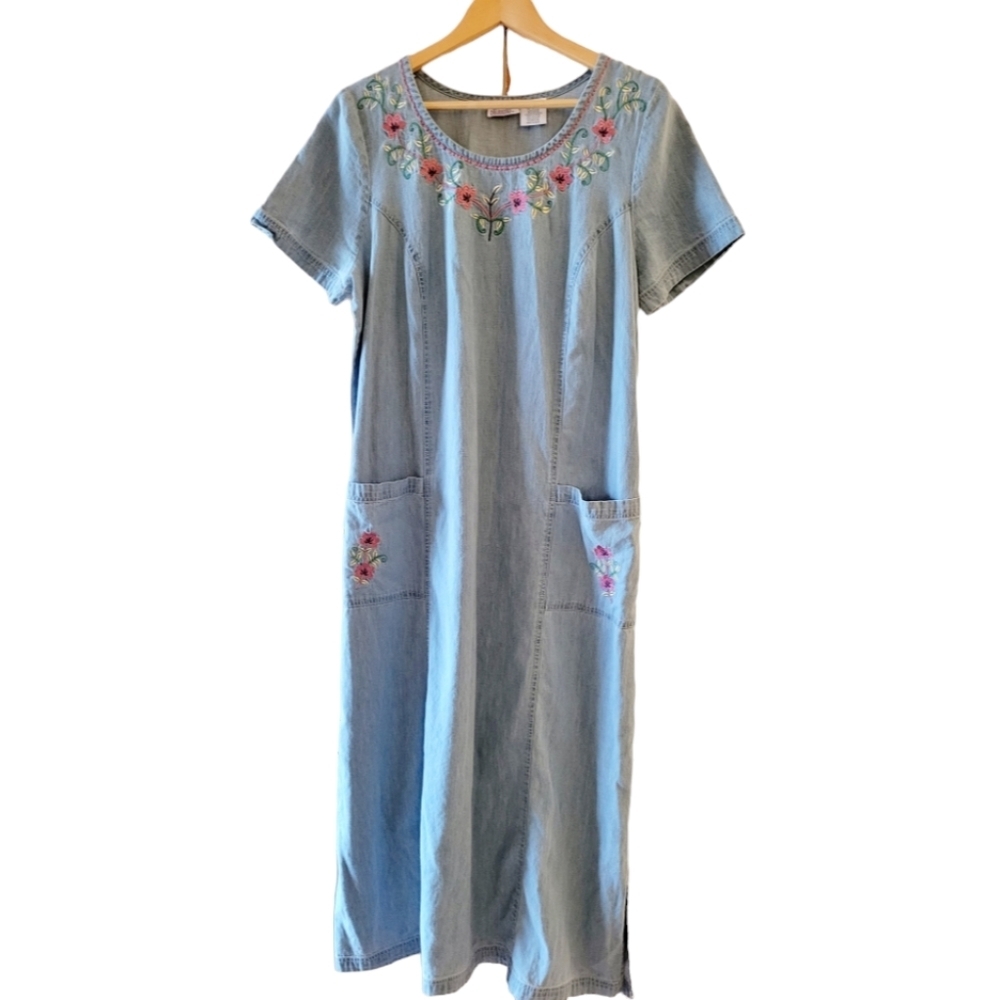 Only Necessities Granny Core Cottage Core Denim Floral Embroidered Vtg Dress
